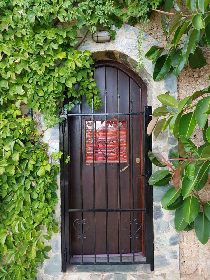 Anna'S Stone House Vila Megala Chorafia Exterior foto